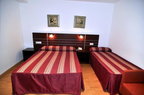 Norte Hotel Villanueva de Gállego Room photo